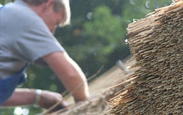 professional Reed Point thatchers